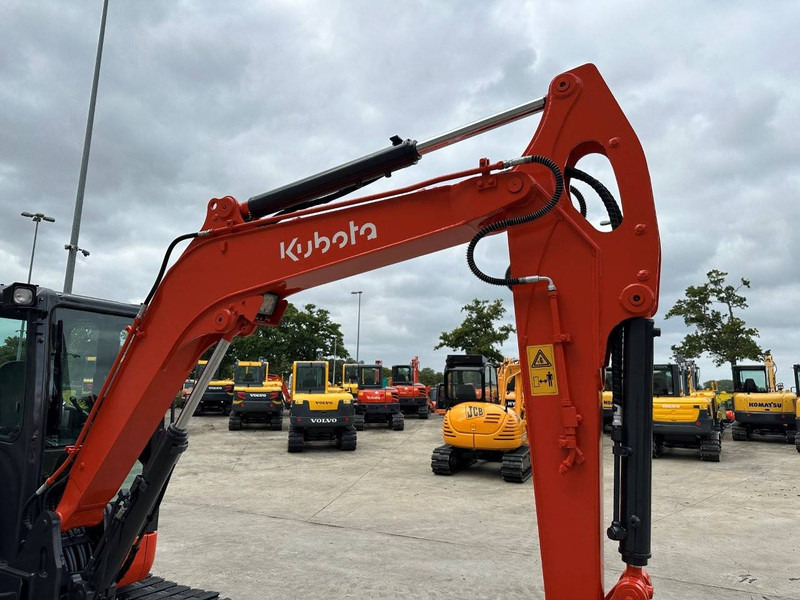 Excavadora de cadenas Kubota KX165-5: foto 12