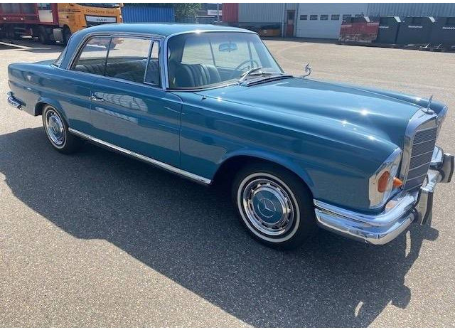 Mercedes-Benz 220 SE coupe Automatic - Sedan: foto 4 Mercedes-Benz 220 SE coupe Automatic - Sedan: foto 4