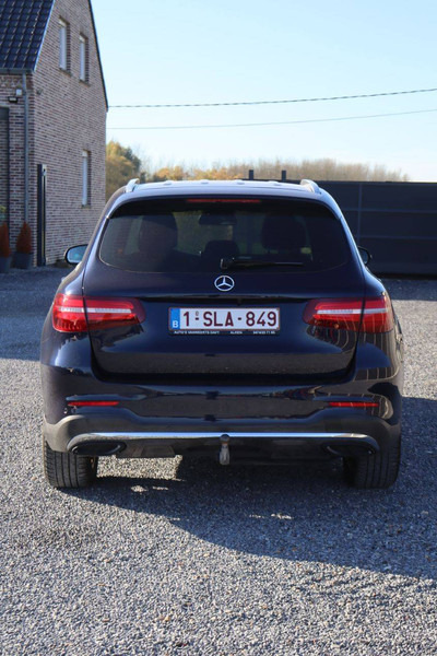 Mercedes-Benz GLC GLC 220 - Sedan: foto 5 Mercedes-Benz GLC GLC 220 - Sedan: foto 5
