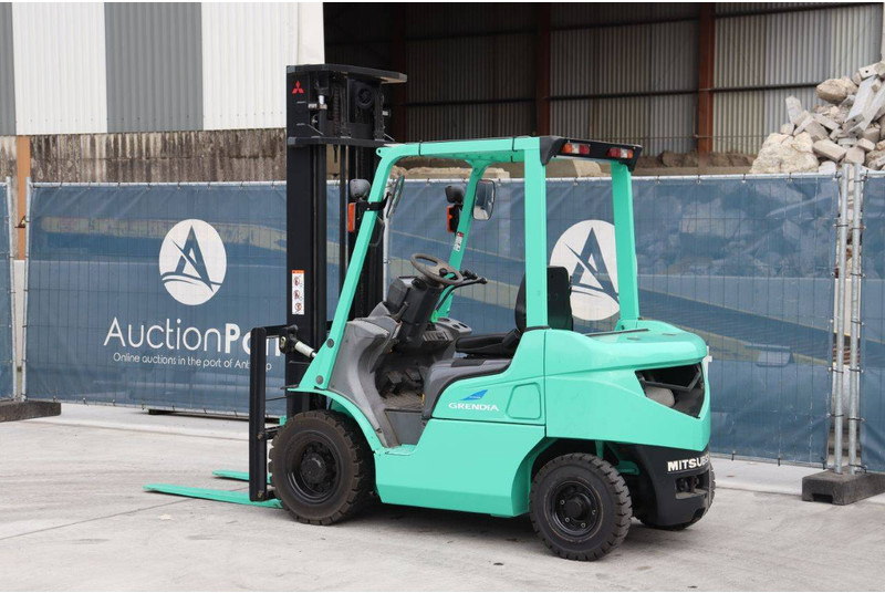 Mitsubishi FGE20T - Carretilla elevadora diésel: foto 3 Mitsubishi FGE20T - Carretilla elevadora diésel: foto 3