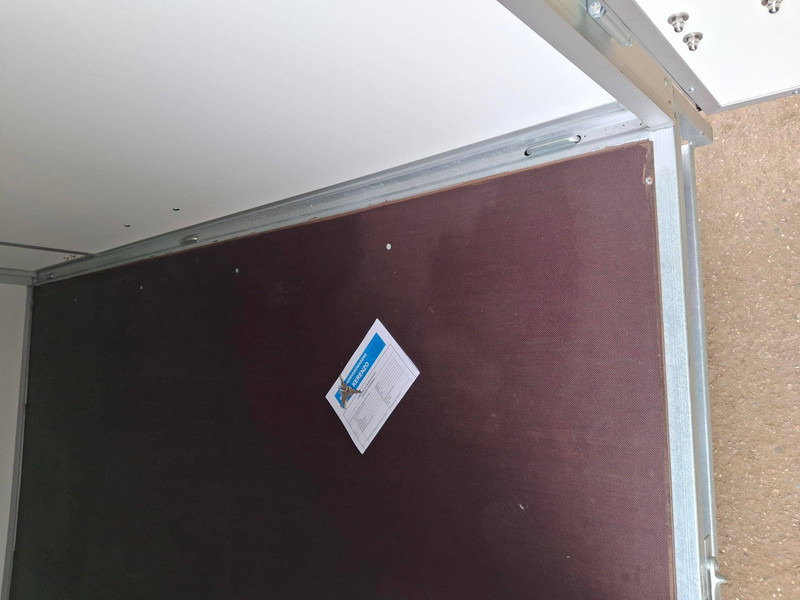 Onbekend - Remolque caja cerrada: foto 4 Onbekend - Remolque caja cerrada: foto 4