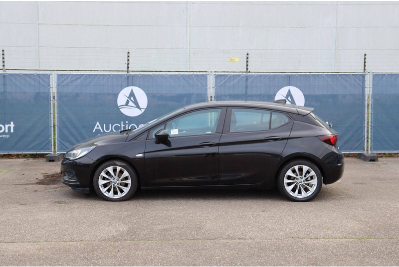 Opel Astra - Sedan: foto 2 Opel Astra - Sedan: foto 2