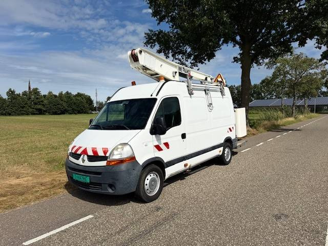 Renault Master 2.5DCI - Camión con plataforma elevadora: foto 1 Renault Master 2.5DCI - Camión con plataforma elevadora: foto 1