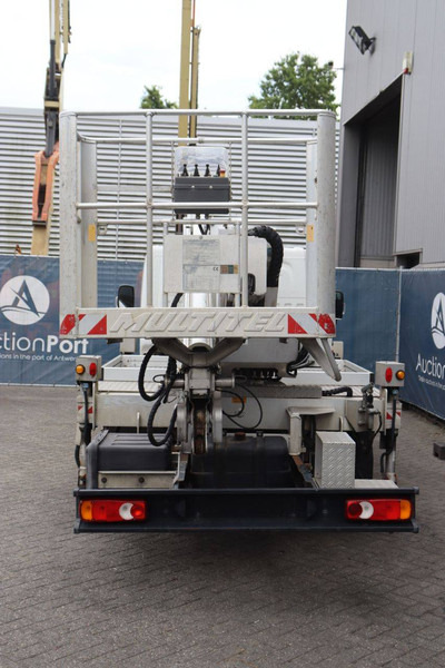 Renault Maxity - Camión con plataforma elevadora: foto 4 Renault Maxity - Camión con plataforma elevadora: foto 4