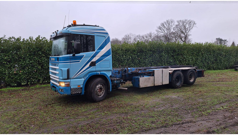 Scania R144 GB 6X2 NA 90190 - Camión portacontenedore/ Intercambiable: foto 3 Scania R144 GB 6X2 NA 90190 - Camión portacontenedore/ Intercambiable: foto 3