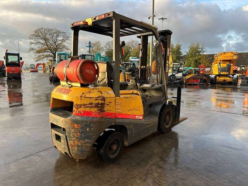 TCM D-FHG25T3 - Carretilla elevadora de gas: foto 4 TCM D-FHG25T3 - Carretilla elevadora de gas: foto 4