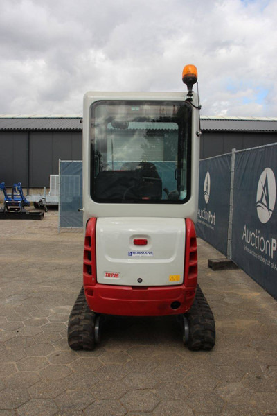 Takeuchi TB216 - Miniexcavadora: foto 4 Takeuchi TB216 - Miniexcavadora: foto 4