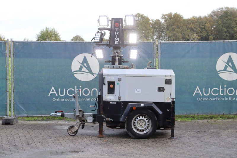 Trime X-ECOK2 - Torre de iluminación: foto 1 Trime X-ECOK2 - Torre de iluminación: foto 1