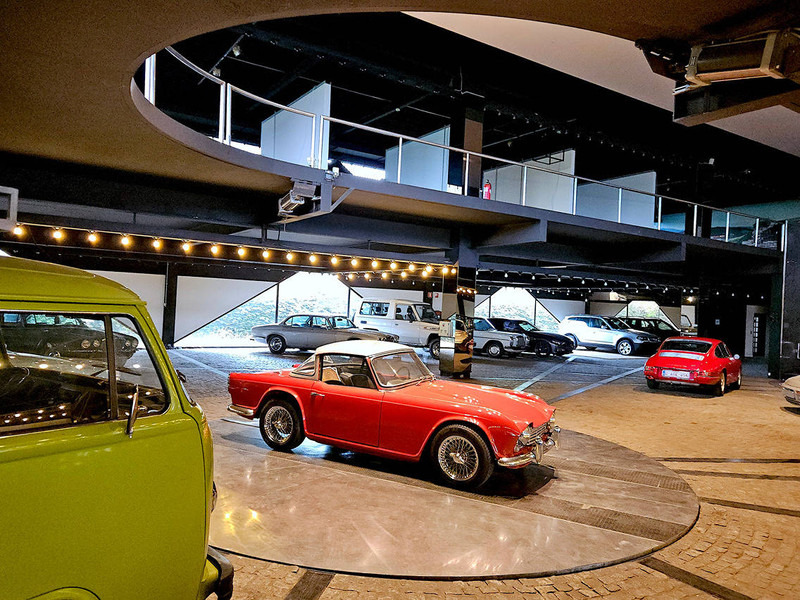 Triumph TR4 'Surrey Top' - Sedan: foto 5 Triumph TR4 'Surrey Top' - Sedan: foto 5