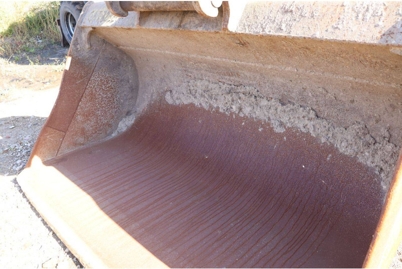 Excavadora de cadenas Volvo EC230B: foto 13
