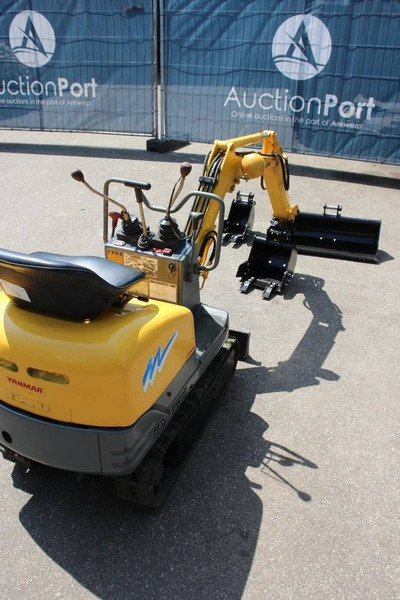Yanmar 005 - Miniexcavadora: foto 5 Yanmar 005 - Miniexcavadora: foto 5