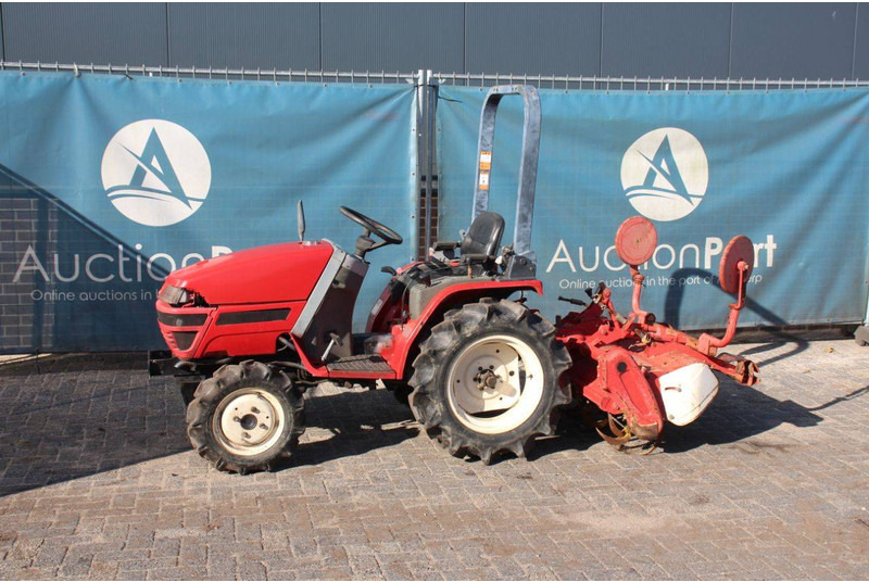 Yanmar KE-50 - Tractor: foto 1 Yanmar KE-50 - Tractor: foto 1