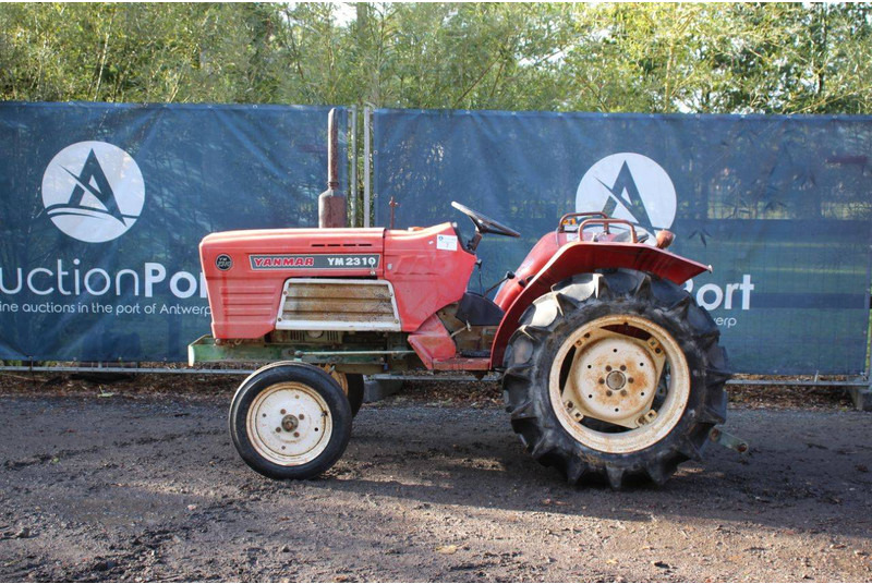 Yanmar YM2310 - Tractor: foto 2 Yanmar YM2310 - Tractor: foto 2
