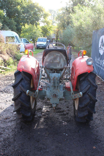 Yanmar YM2500 - Tractor: foto 4 Yanmar YM2500 - Tractor: foto 4