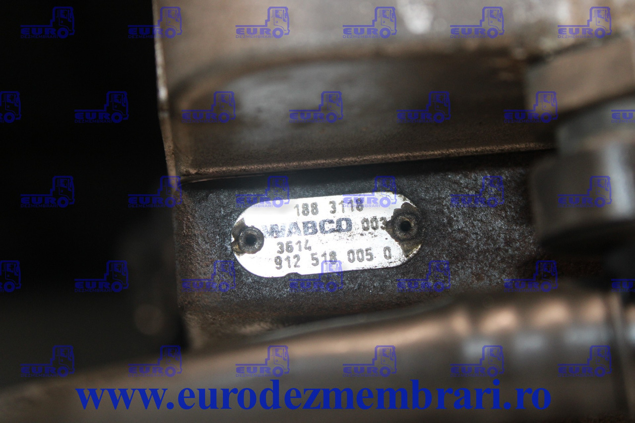 COMPRESOR AER DAF XF106 MX-13 1883118 - Compresor para Camión: foto 2 COMPRESOR AER DAF XF106 MX-13 1883118 - Compresor para Camión: foto 2