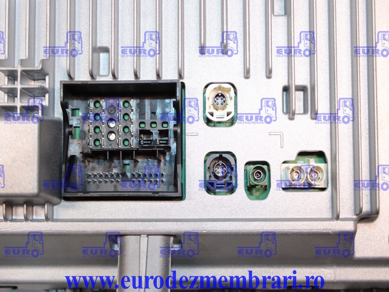 ELEMENT BORD UNITATE MULTIMEDIA DAF XF XG 2382815, 2345543, 2387324 - Salpicadero para Camión: foto 3 ELEMENT BORD UNITATE MULTIMEDIA DAF XF XG 2382815, 2345543, 2387324 - Salpicadero para Camión: foto 3