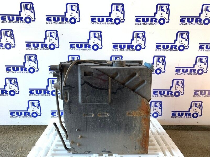 Ford - Depósito de AdBlue para Camión: foto 1 Ford - Depósito de AdBlue para Camión: foto 1