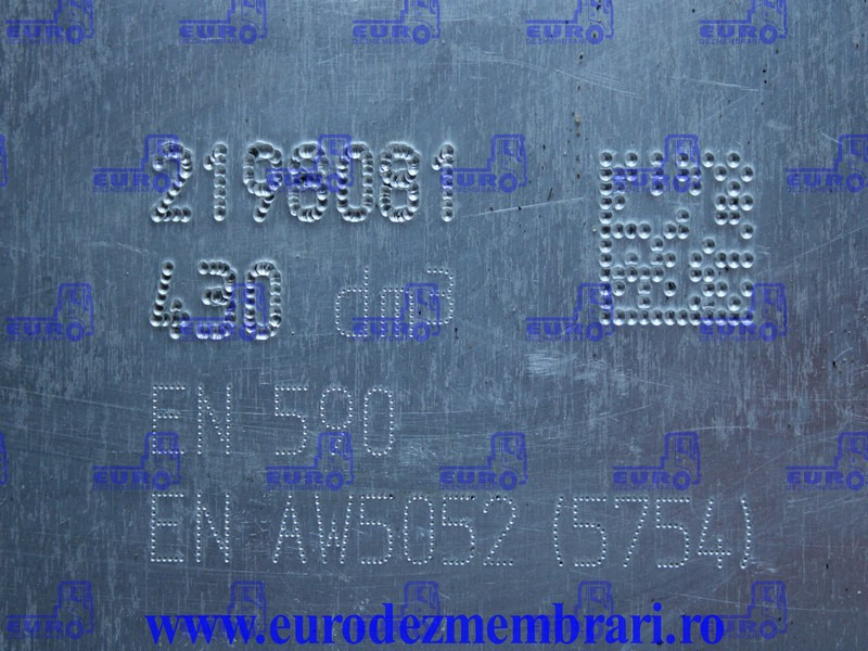REZERVOR COMBUSTIBIL DAF XF XG 430L L=115 l=68 H=63 2198081 - Depósito de combustible para Camión: foto 3 REZERVOR COMBUSTIBIL DAF XF XG 430L L=115 l=68 H=63 2198081 - Depósito de combustible para Camión: foto 3