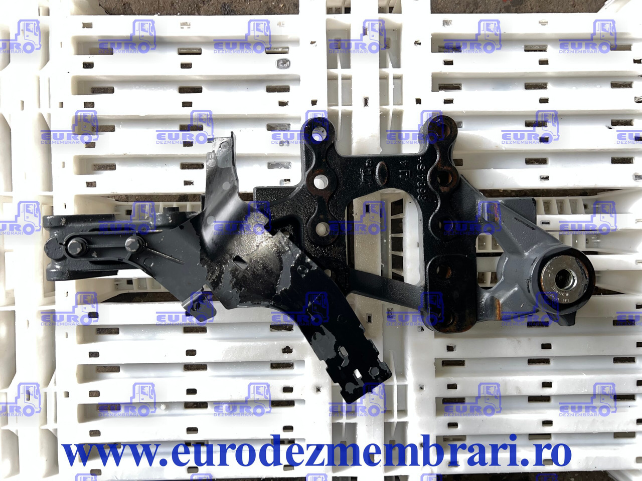 SUPORT CABINA DAF XF XG 2245602 - Bastidor/ Chasis para Camión: foto 2 SUPORT CABINA DAF XF XG 2245602 - Bastidor/ Chasis para Camión: foto 2