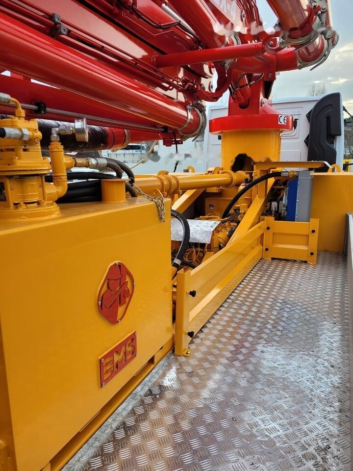 Mercedes-Benz New BMS BCP M22 ZX-4 on chassis - Bomba de hormigón: foto 5 Mercedes-Benz New BMS BCP M22 ZX-4 on chassis - Bomba de hormigón: foto 5