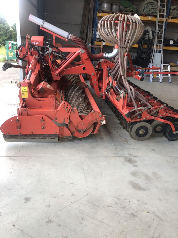Kuhn VENTA TF1500 + Kuhn HR4004DR - Combinado de siembra: foto 3 Kuhn VENTA TF1500 + Kuhn HR4004DR - Combinado de siembra: foto 3