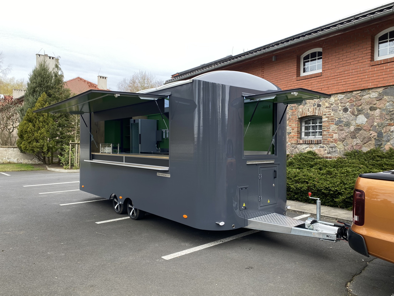WARK COMFORT 6m - Remolque venta ambulante: foto 2 WARK COMFORT 6m - Remolque venta ambulante: foto 2