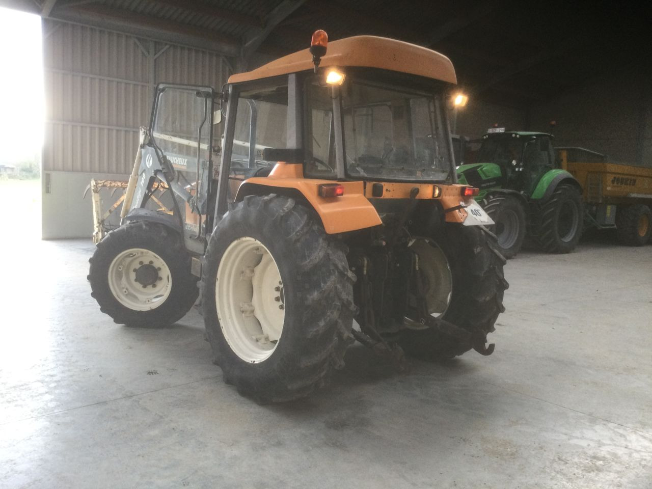 Renault CERES 355 X - Tractor: foto 4 Renault CERES 355 X - Tractor: foto 4