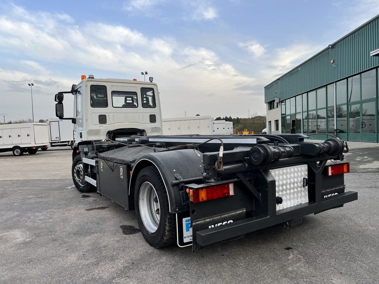 Camión chasis IVECO 300 EN CHASIS: foto 12 Camión chasis IVECO 300 EN CHASIS: foto 12