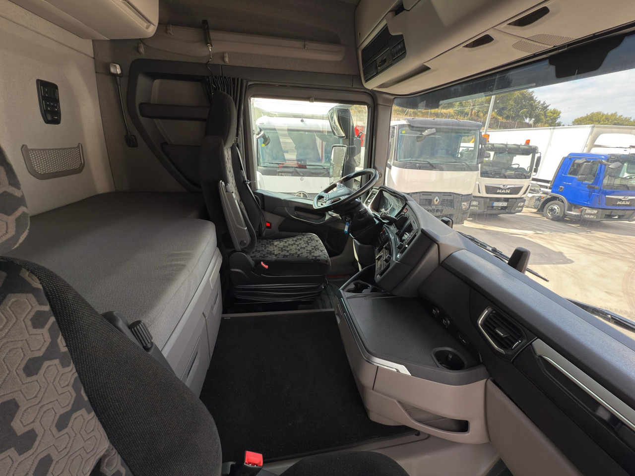 Camión chasis SCANIA R450 E6 (Chassis): foto 8