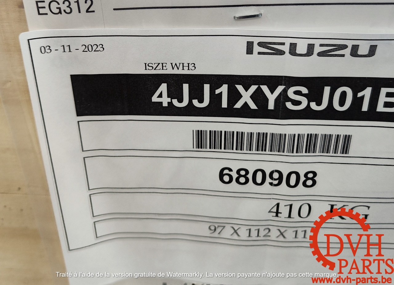 ISUZU 4JJ1-XYSJ-01B - Motor para Excavadora de cadenas: foto 1 ISUZU 4JJ1-XYSJ-01B - Motor para Excavadora de cadenas: foto 1