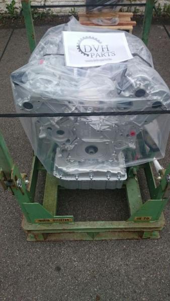 Nc Moteur MERCEDES-BENZ OM642.896 pour minibus MERCEDES-BENZ SPRINTER, OM 642 896 neuf - Motor para Minibús: foto 1 Nc Moteur MERCEDES-BENZ OM642.896 pour minibus MERCEDES-BENZ SPRINTER, OM 642 896 neuf - Motor para Minibús: foto 1