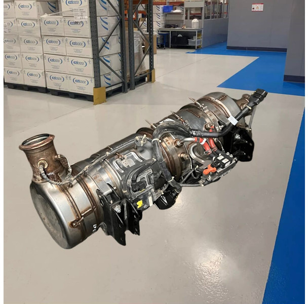 DAF LF CUMMINS - Convertidor catalítico: foto 3 DAF LF CUMMINS - Convertidor catalítico: foto 3