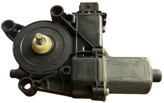 Iveco S-WAY - Limpiaparabrisas: foto 2 Iveco S-WAY - Limpiaparabrisas: foto 2