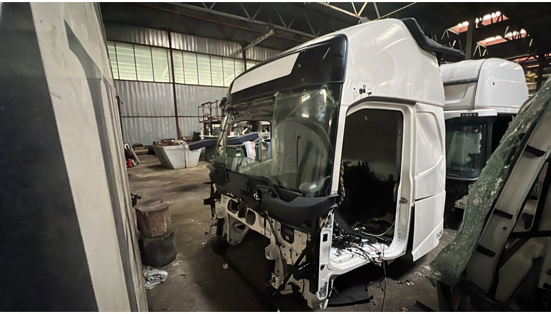 Volvo FH AERO - Cabina e interior: foto 3 Volvo FH AERO - Cabina e interior: foto 3