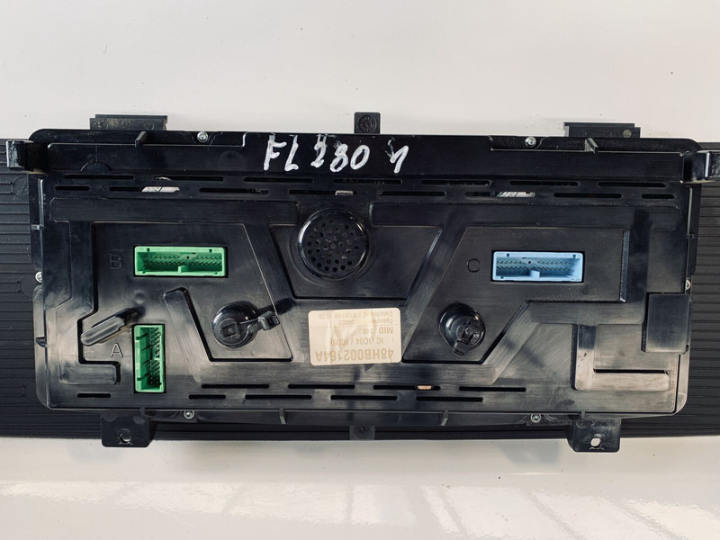 Volvo FL 280 - Salpicadero: foto 2 Volvo FL 280 - Salpicadero: foto 2