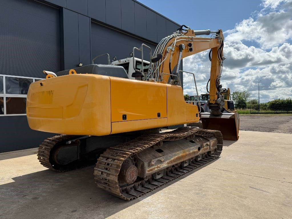 Liebherr R 922 LC - Excavadora de cadenas: foto 2 Liebherr R 922 LC - Excavadora de cadenas: foto 2