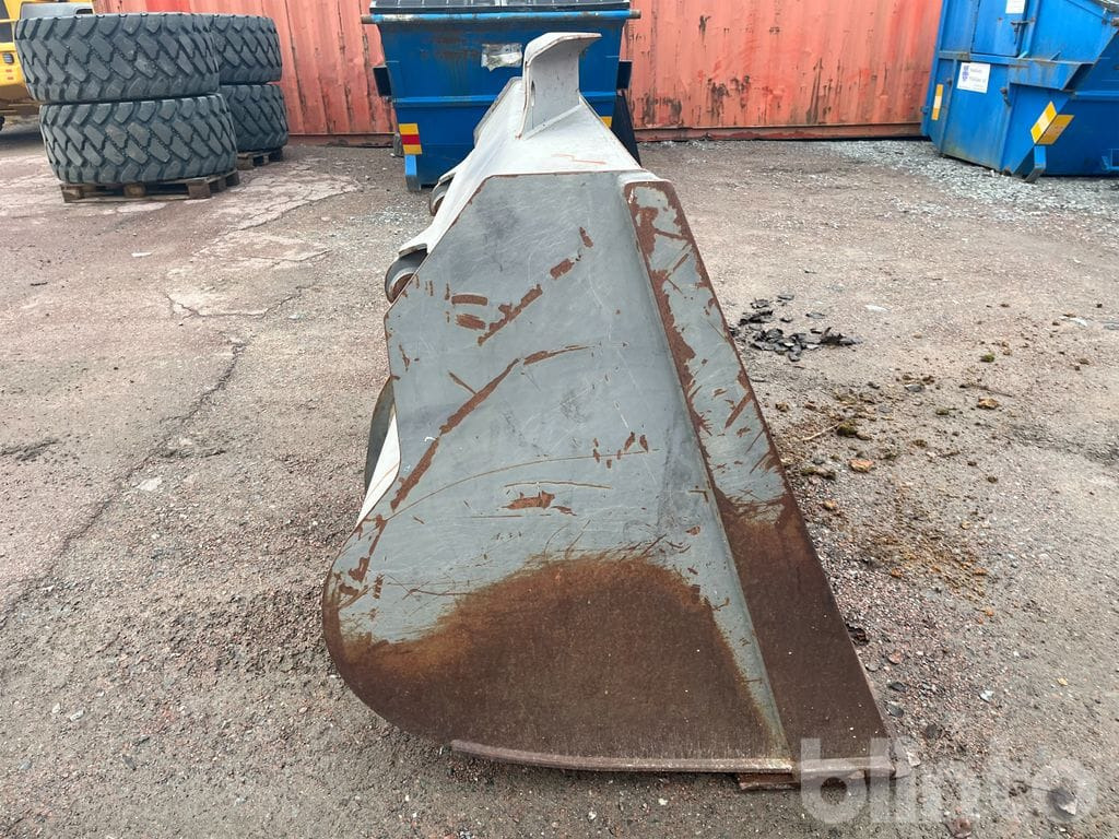 B2500mm Stora BM - Cazo cargador: foto 4 B2500mm Stora BM - Cazo cargador: foto 4