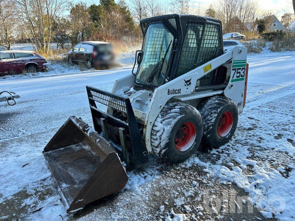 Bobcat 753 & Redskap - Minicargadora: foto 1 Bobcat 753 & Redskap - Minicargadora: foto 1