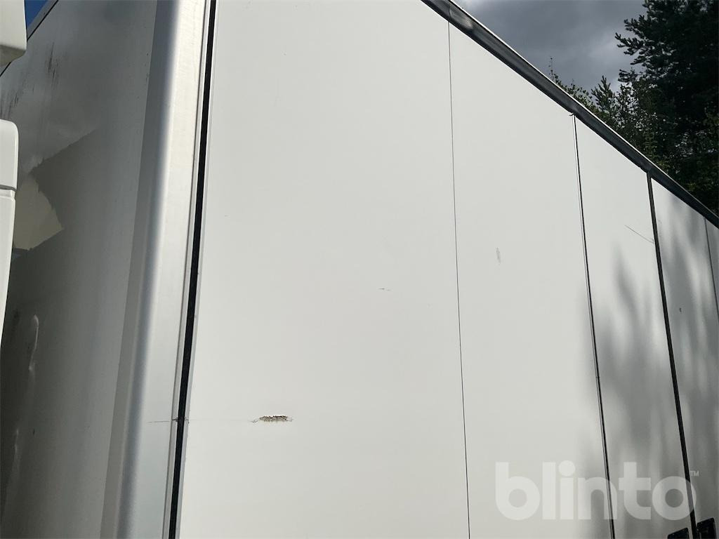 Camión VOLVO FL-240 4X2: foto 15