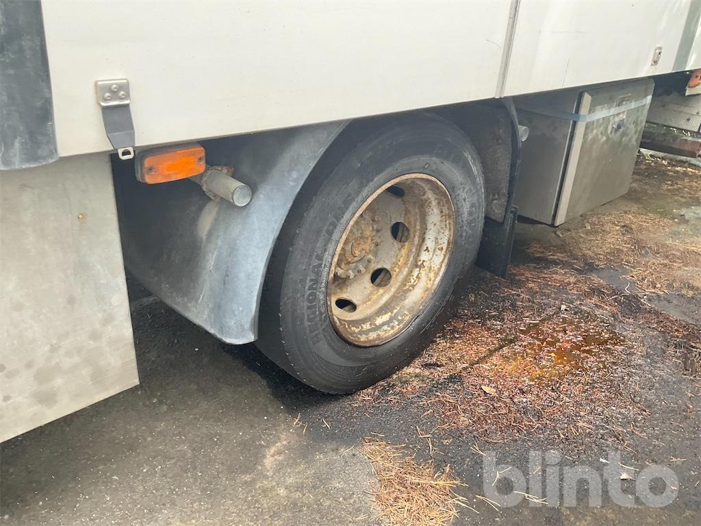 Camión VOLVO FL-240 4X2: foto 23