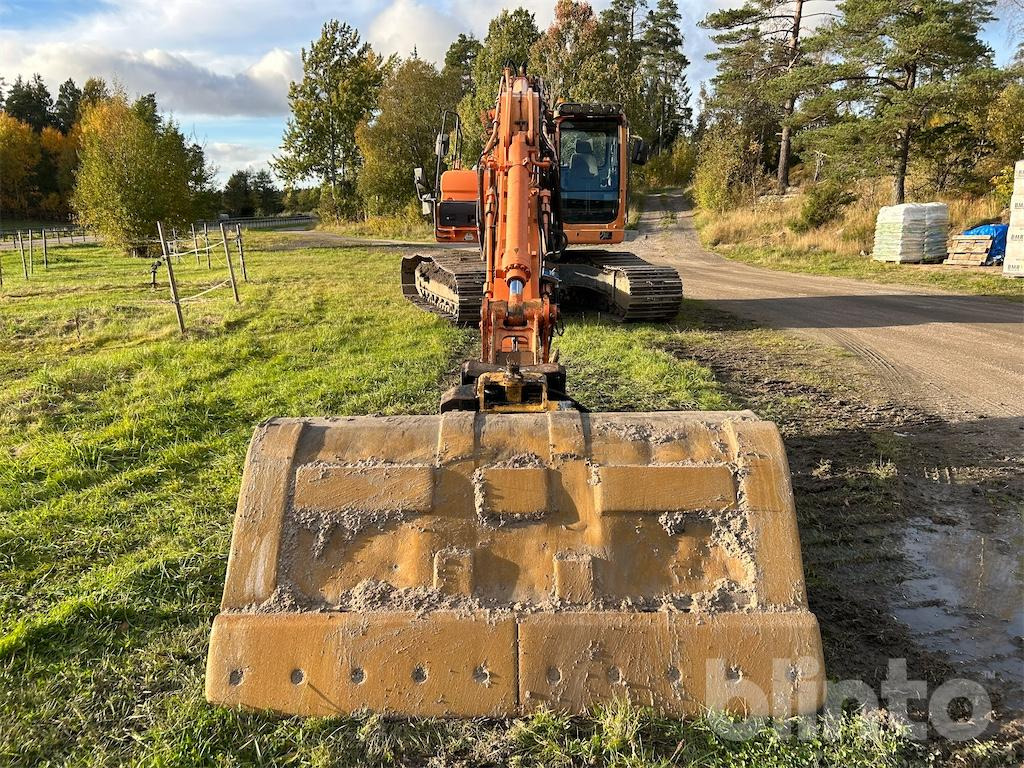 Doosan DX225LC (Låga timmar) - Excavadora de cadenas: foto 2 Doosan DX225LC (Låga timmar) - Excavadora de cadenas: foto 2