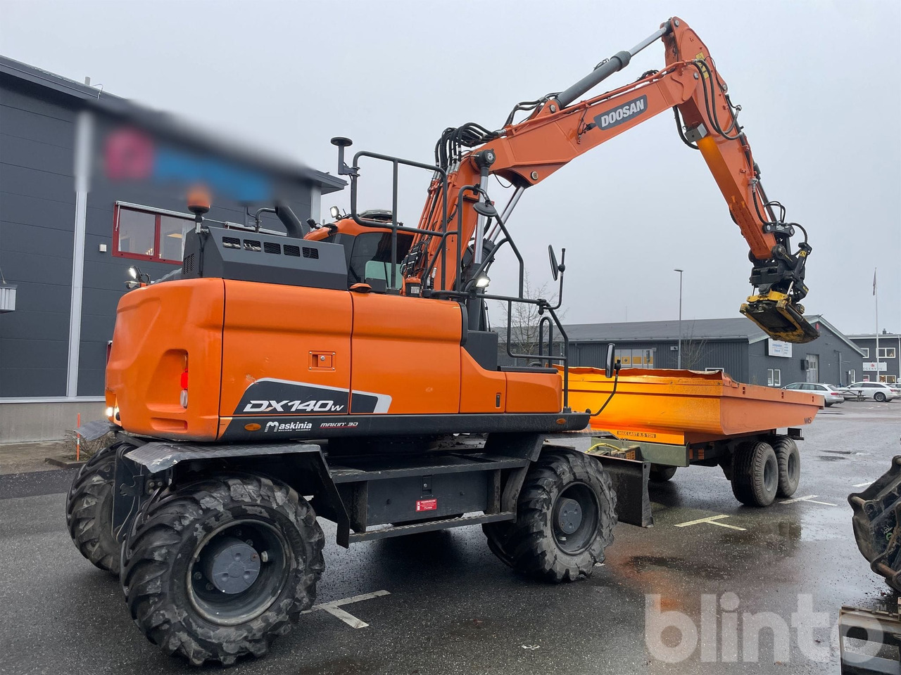 Doosan Dx140 + Dumperkärra o redskap - Manipulador de materiales: foto 4 Doosan Dx140 + Dumperkärra o redskap - Manipulador de materiales: foto 4