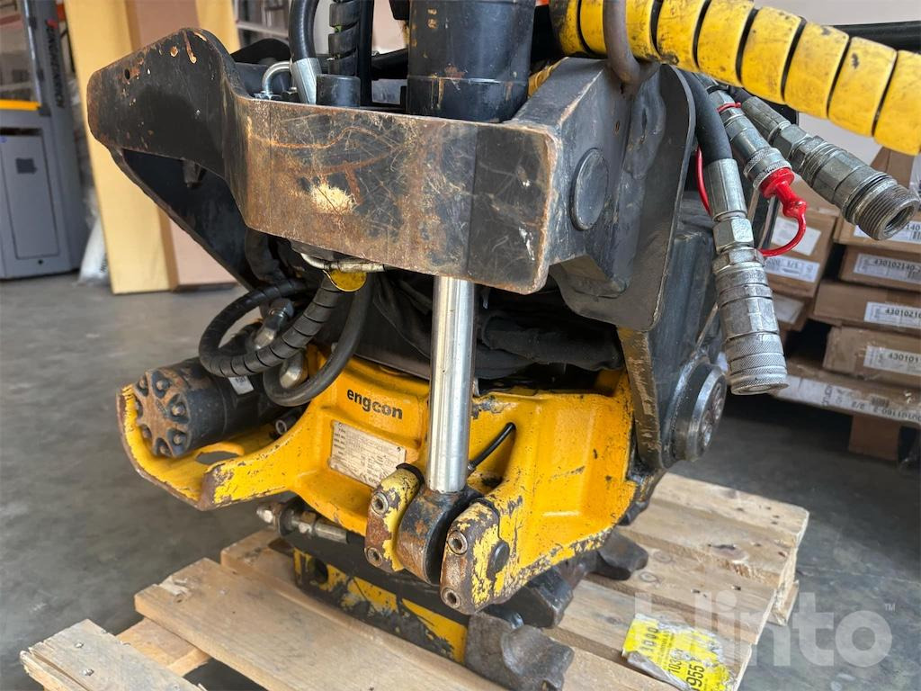 Engcon ec209 - Rotor basculante: foto 3 Engcon ec209 - Rotor basculante: foto 3