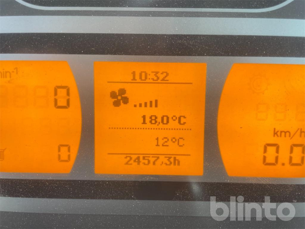 Fendt Vario 826 - Tractor: foto 5 Fendt Vario 826 - Tractor: foto 5