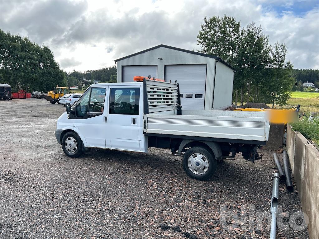 Ford Transit 4WD med Dubbelhytt - Furgoneta caja abierta, Furgoneta combi: foto 4 Ford Transit 4WD med Dubbelhytt - Furgoneta caja abierta, Furgoneta combi: foto 4