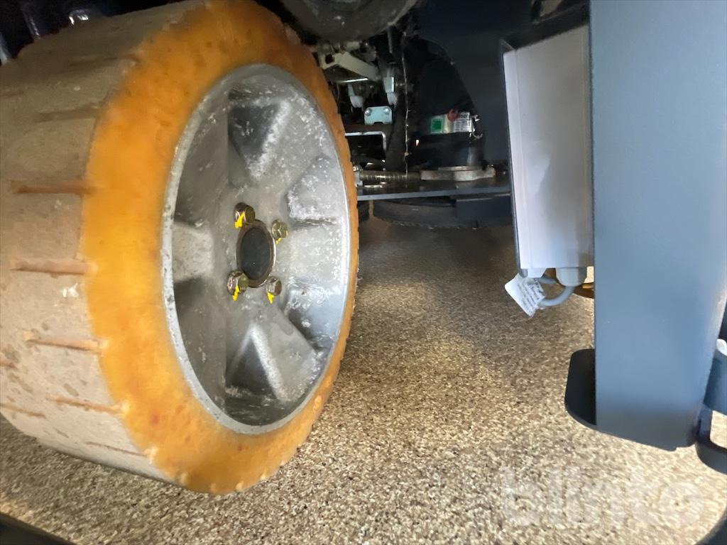 Fregadora HAKO Scrubmaster B120 R (2018): foto 21 Fregadora HAKO Scrubmaster B120 R (2018): foto 21