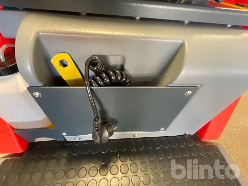 Fregadora HAKO Scrubmaster B120 R (2018): foto 24 Fregadora HAKO Scrubmaster B120 R (2018): foto 24