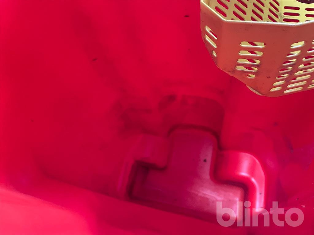 Fregadora HAKO Scrubmaster B120 R (2018): foto 31 Fregadora HAKO Scrubmaster B120 R (2018): foto 31