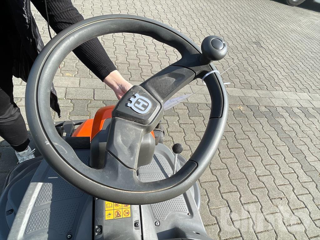 Cortacésped HUSQVARNA RC 320 TS AWD: foto 15