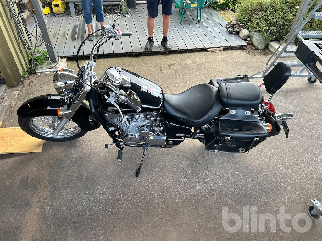 Honda VT750C4 Shadow - 542 km - Motocicleta: foto 4 Honda VT750C4 Shadow - 542 km - Motocicleta: foto 4